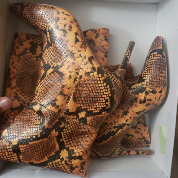 PSteve Madden NEW Over-The-Knee Stiletto Heel Boots Shoes - Picture 2 of 4